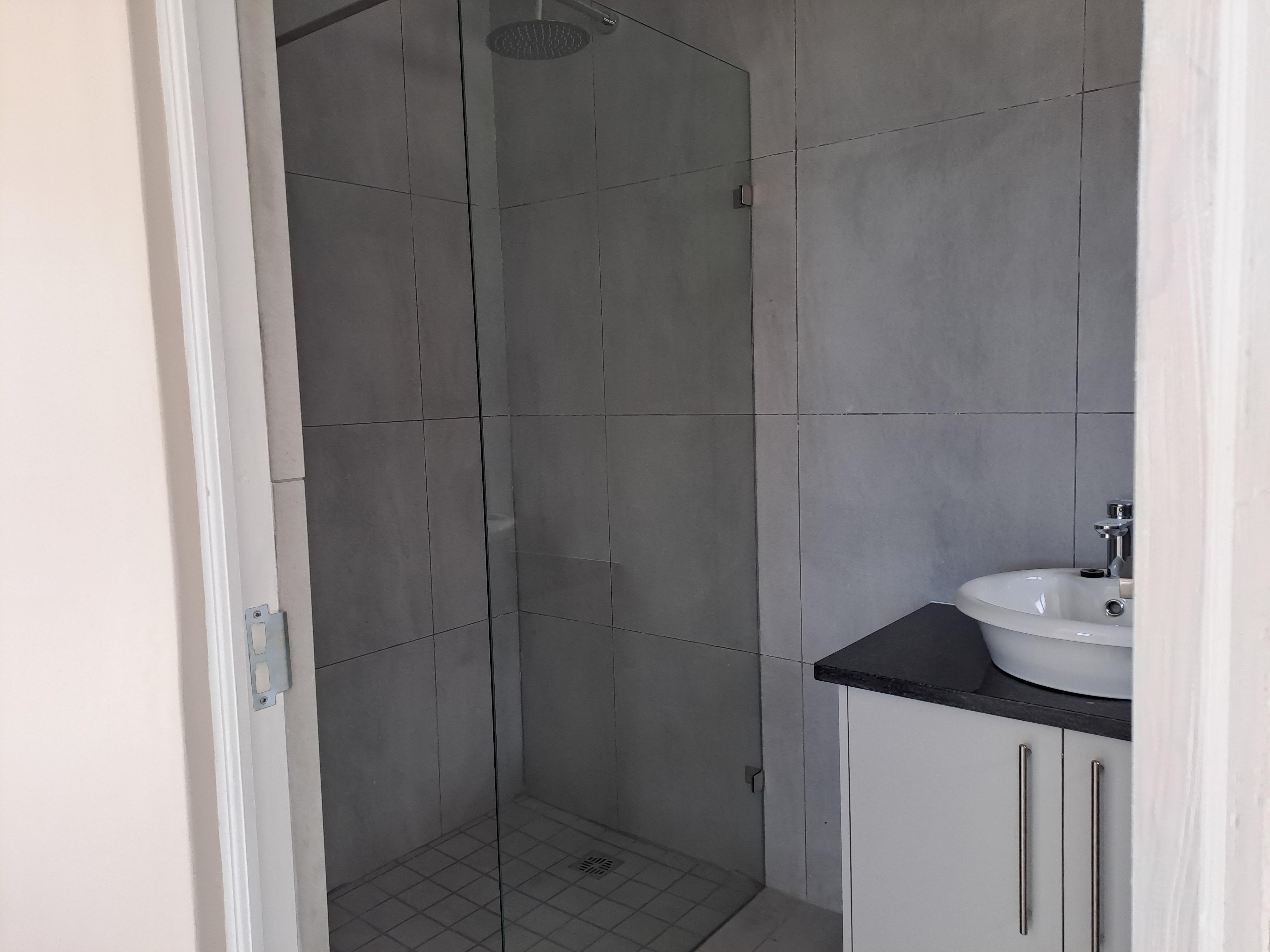 3 Bedroom Property for Sale in Sea Breeze Western Cape